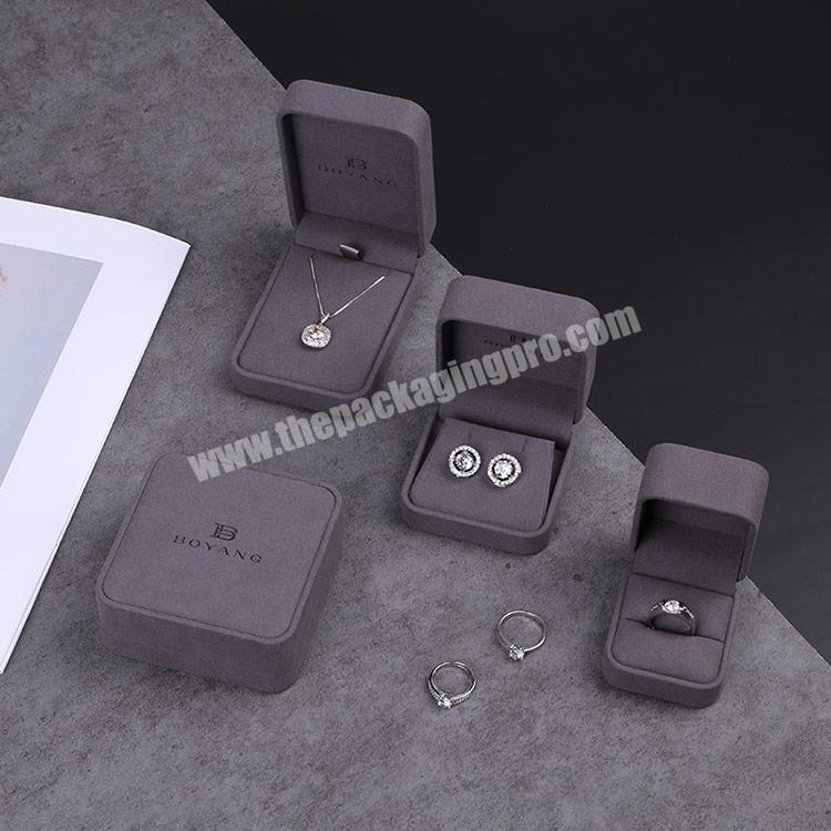 Boyang Custom Logo Luxury Small Jewelry Gifts Boxes Earing Velvet Box for Wedding Jewelry Box