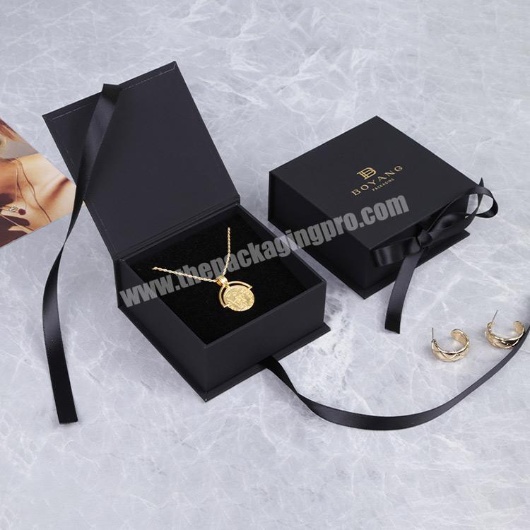 Boyang Wholesale Custom Logo Paper Jewelry Gift Box Black Necklace Box with Pouch