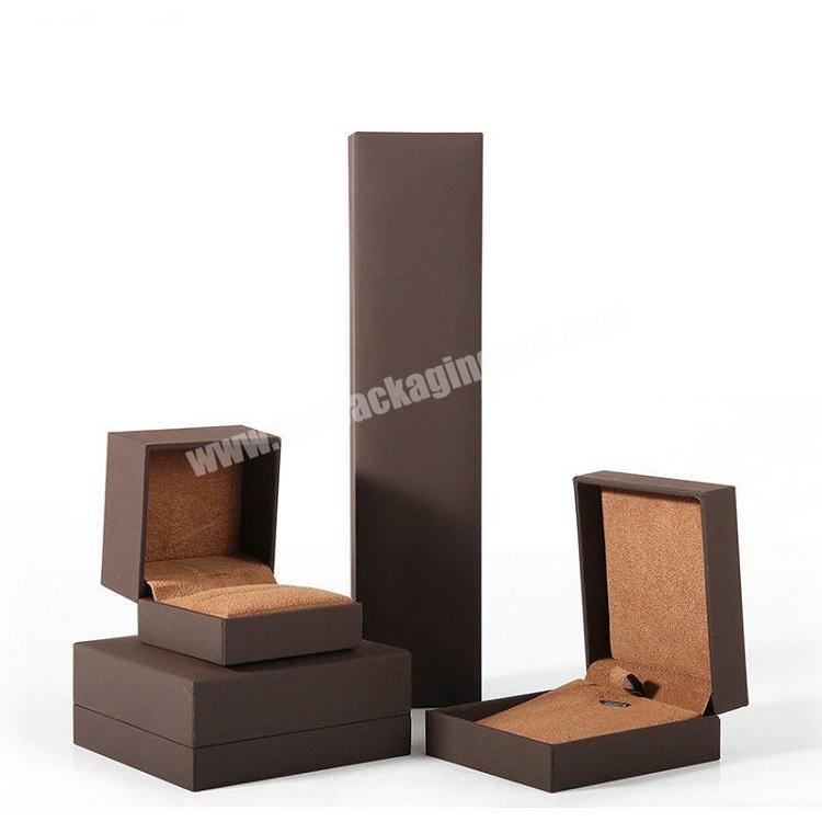 Caja de joyeria custom luxury touch paper packing boxes with leather insert