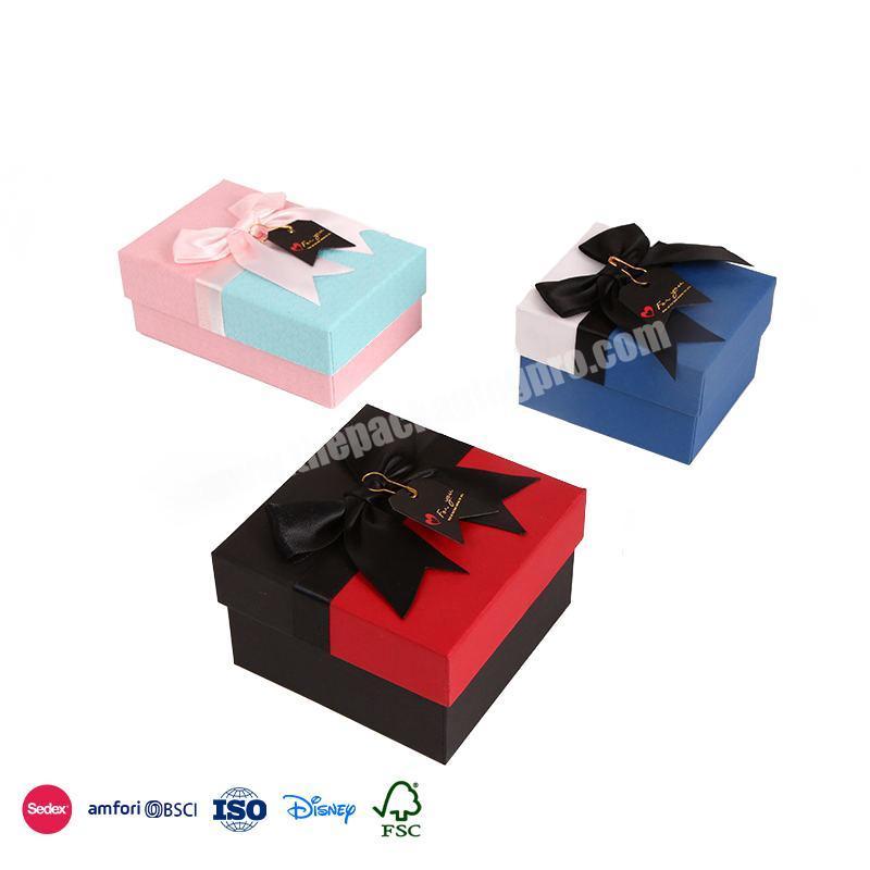 China Factory Promotion Square two-tone design with bow elegant and luxurious box to women birthday