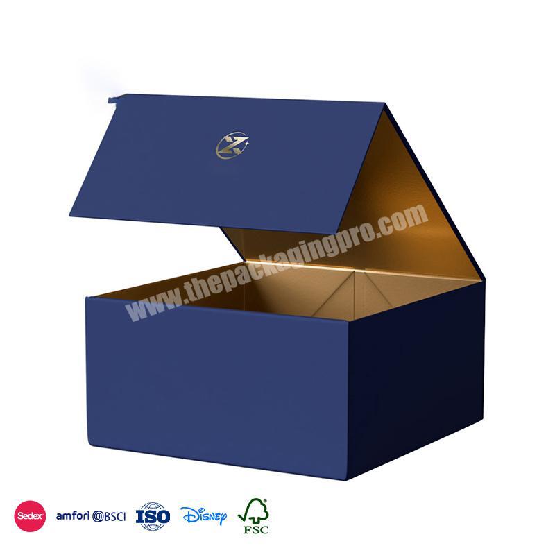 China Factory Supplied Top Quality Waterproof design with customizable logo folding dress packaging box