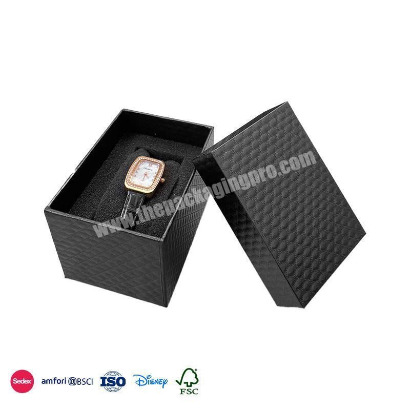 China Good Price High quality luxury leather design with soft display stand watch box packaging gift