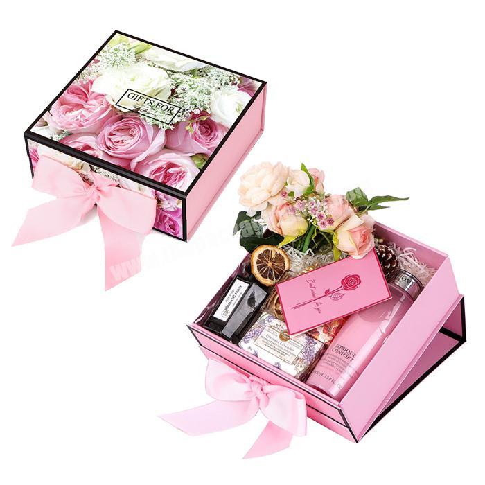 China luxury carton doll paper gift packaging folding cardboard box
