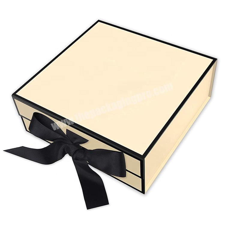 Custom Gift Box with Magnet Enclosed Cardboard and Jewelry Packaging
