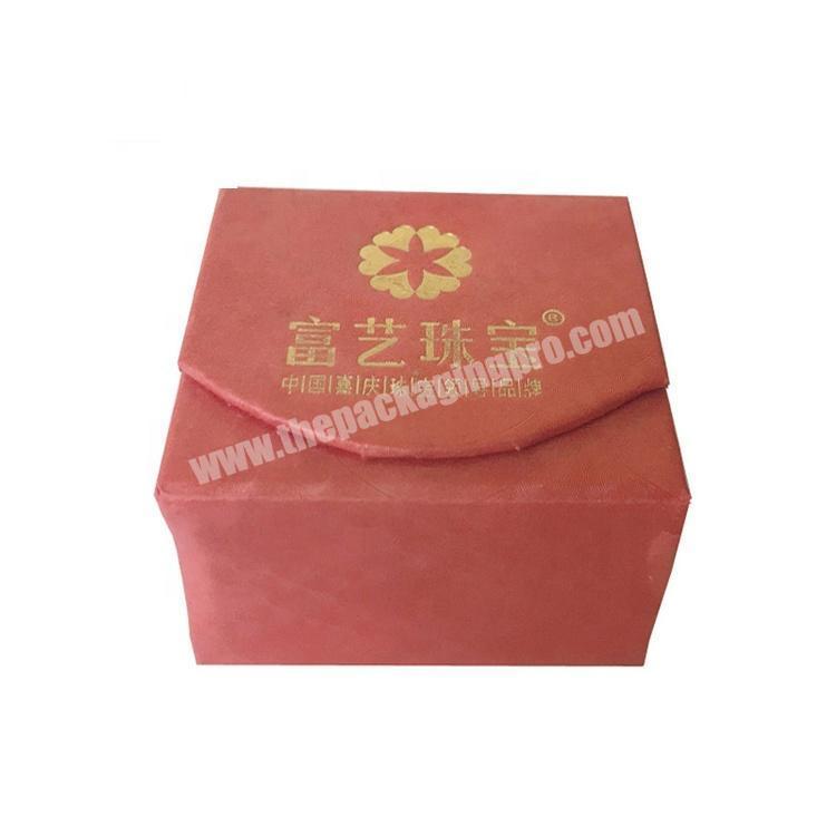 Custom Handmade Paper Jewelry Packaging Magnetic Flap Closure Luxury Red Necklace Box