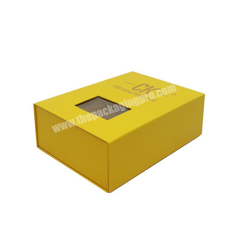 Custom Logo Factory Wholesale Luxury Black Paper Rigid Cardboard Packaging Magnetic Closure Clear PVC Gift Box Window