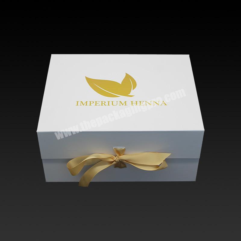 Custom Logo Luxury Packing Clothing Hard Fancy Cardboard Paper Packaging Foldable Gift Box