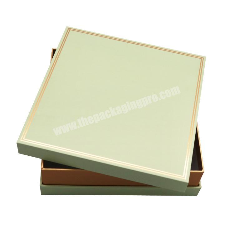 Custom Luxury Lid And Base Cardboard Gift Box with Logo Stamped for Dessert Box