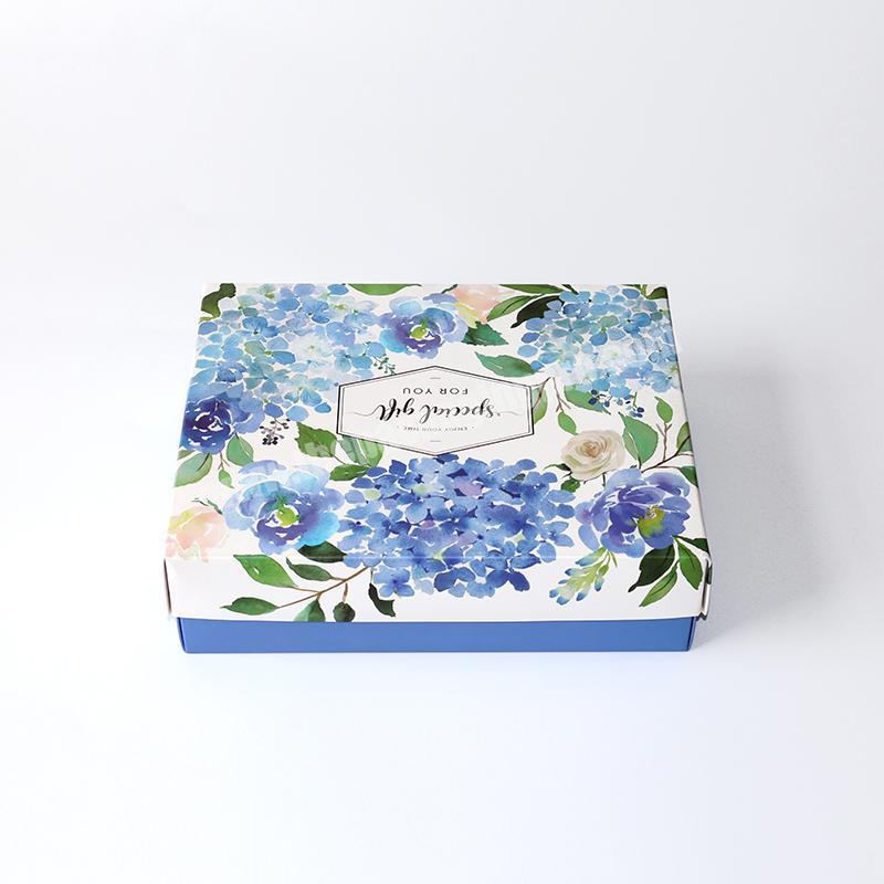 Custom Paper Gift Box Luxury Perfume Skincare Set Lid And Base  Box Wholesale With Logo And Design