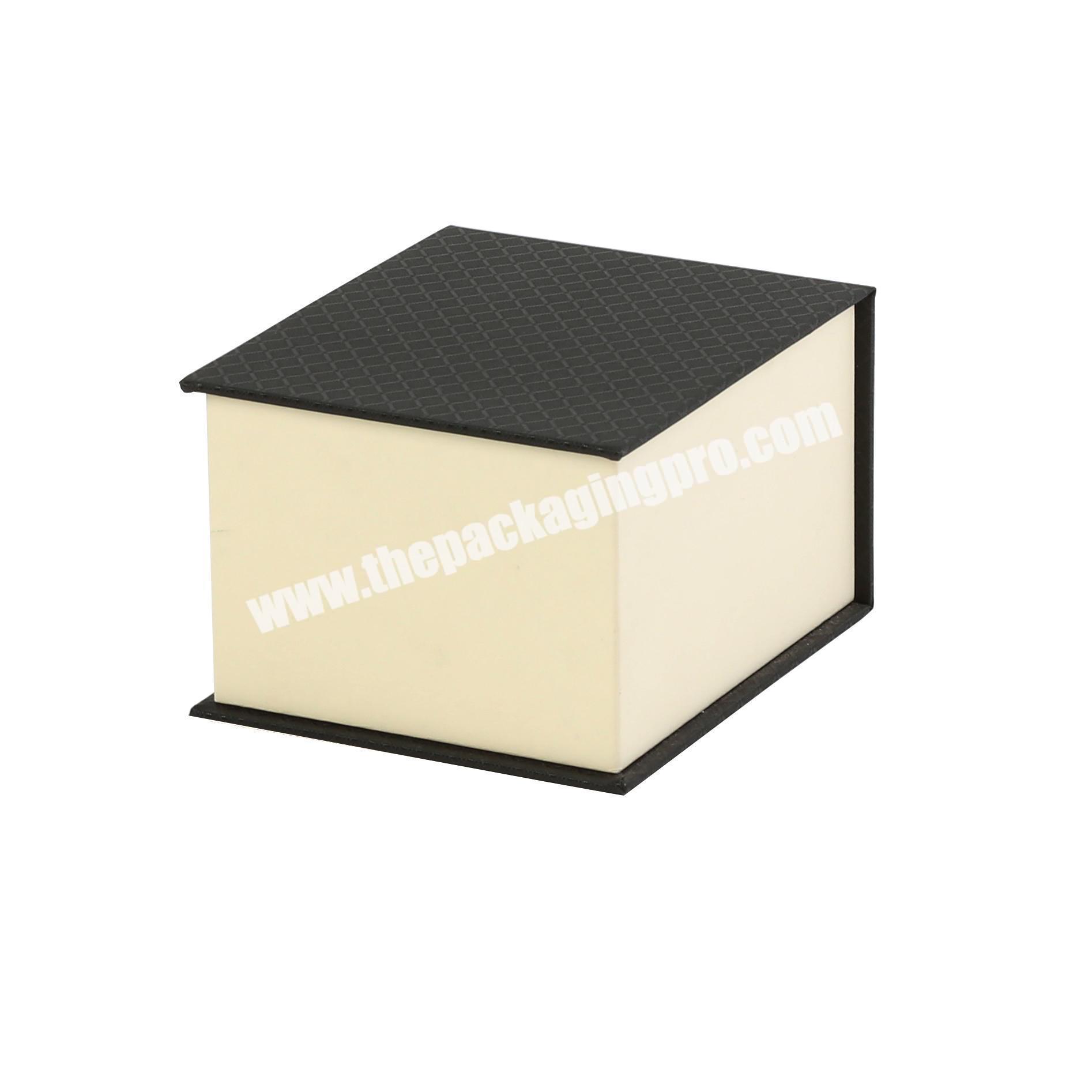 Custom Printing Color Cardboard Paper Gift Card Packaging Box made by China packaging factory