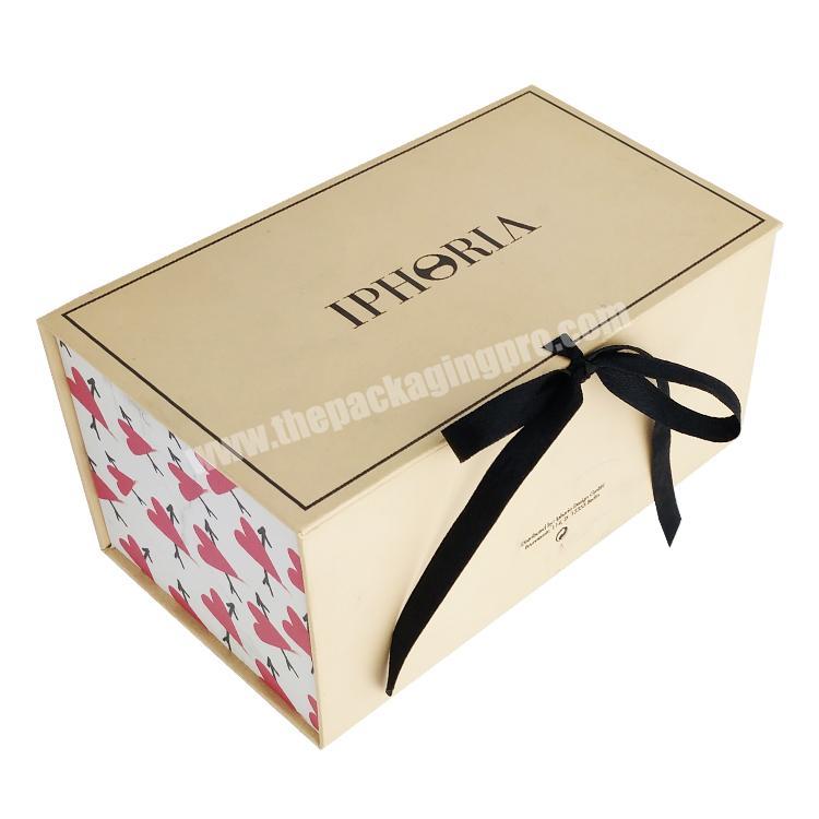 Custom Recyclable Luxury Folded Personalized Magnetic Boxes With Ribbon