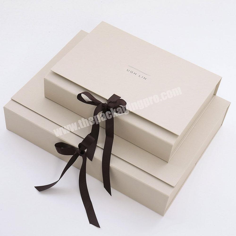 Custom cute girl clothing gift box modern and novel design exquisite gift box packaging women skincare gift ribbon packaging box
