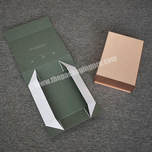 Custom design foldable gift boxes for shoe and clothes with magnet flap