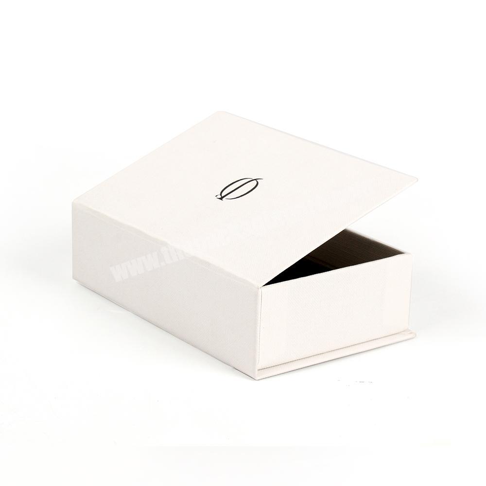 Custom design jewelry christmas gifts box cardboard rigid jewelry box for bracelet necklace