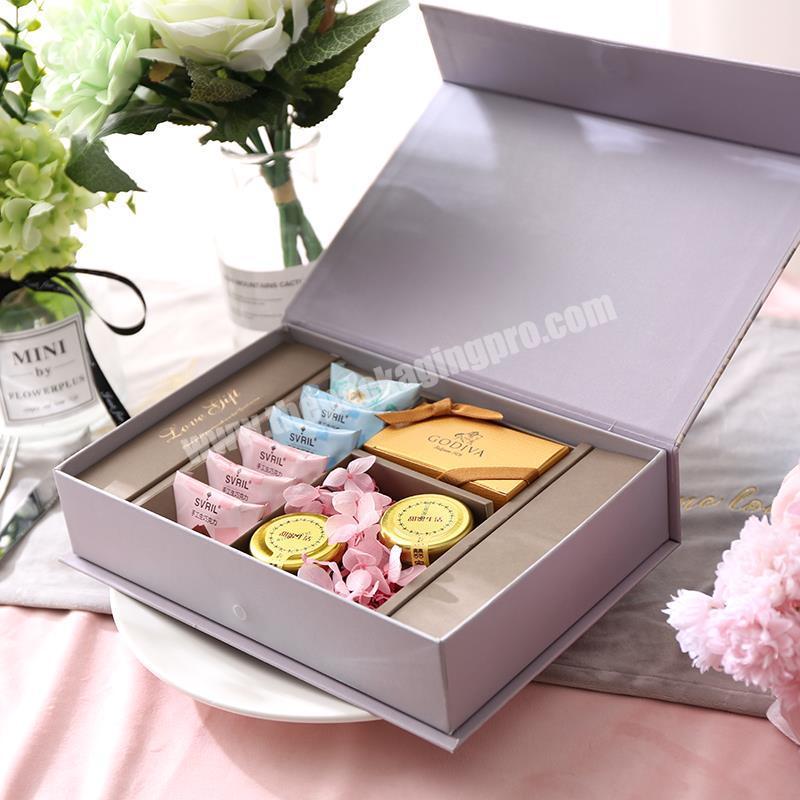 Custom elegant birthday wedding favors small candy chocolate packaging boxes dessert packing box chocolate rigid candy box