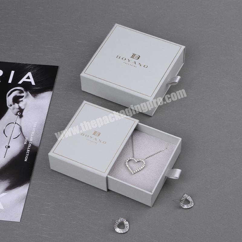 Custom logo Luxury Printed High Quality Chain Box Jewelry Storage Packaging Flower Necklace Gift Jewelry Box