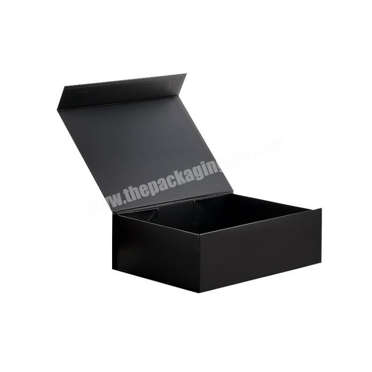 Custom logo cardboard black color magnetic folding gift box for packaging
