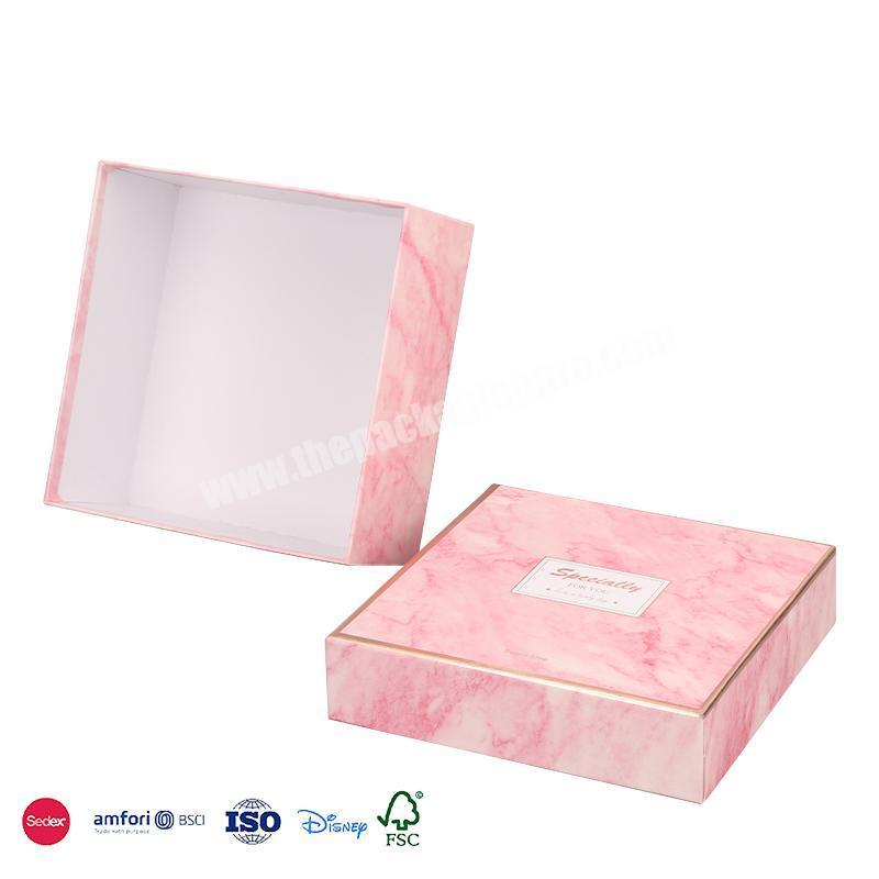 Customized Cardboard Pink Color Printed Paper Clothes Packaging Boxes