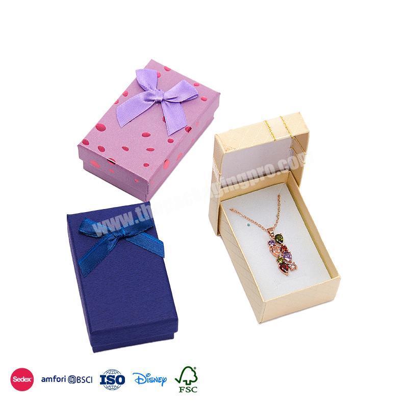 Customized High Quality Matte surface material with highlight embellishment ribbon paper box jewelry packaging