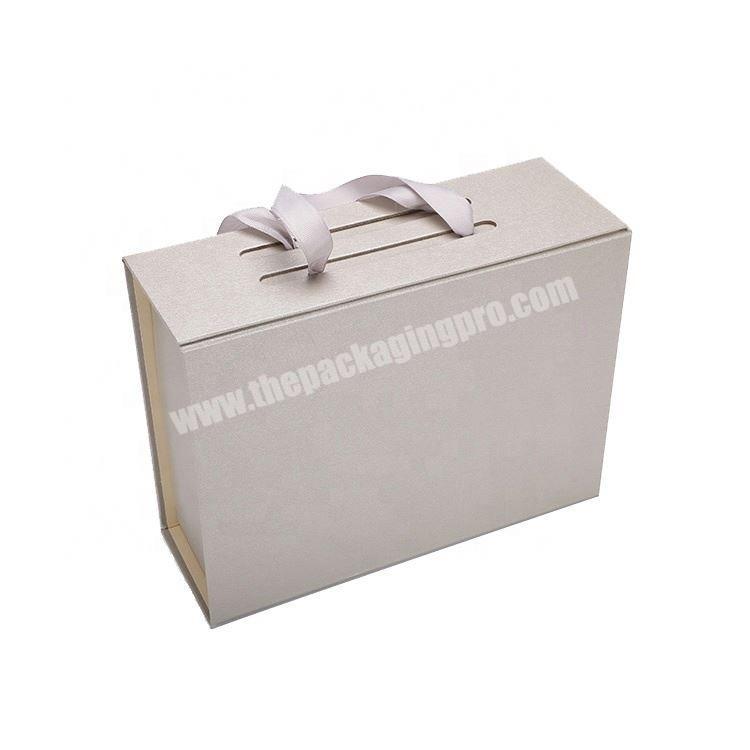 Customized High-grade Grey Cardboard Paper Handmade Box Magnetic Closure Box Gift box with Ribbon
