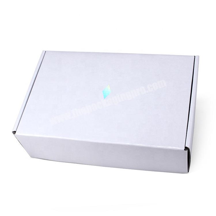Design print glossy strong cardboard corrugated white mailing box for doormat