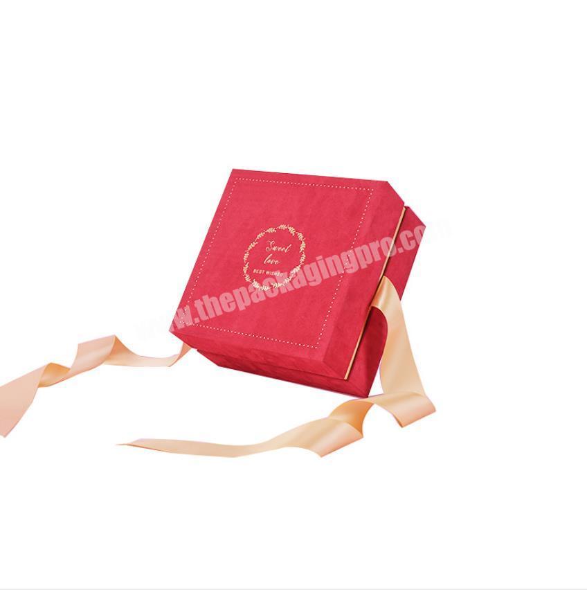 Elegent Luxury Velvet Cover Material Wedding Box for Wedding Dress