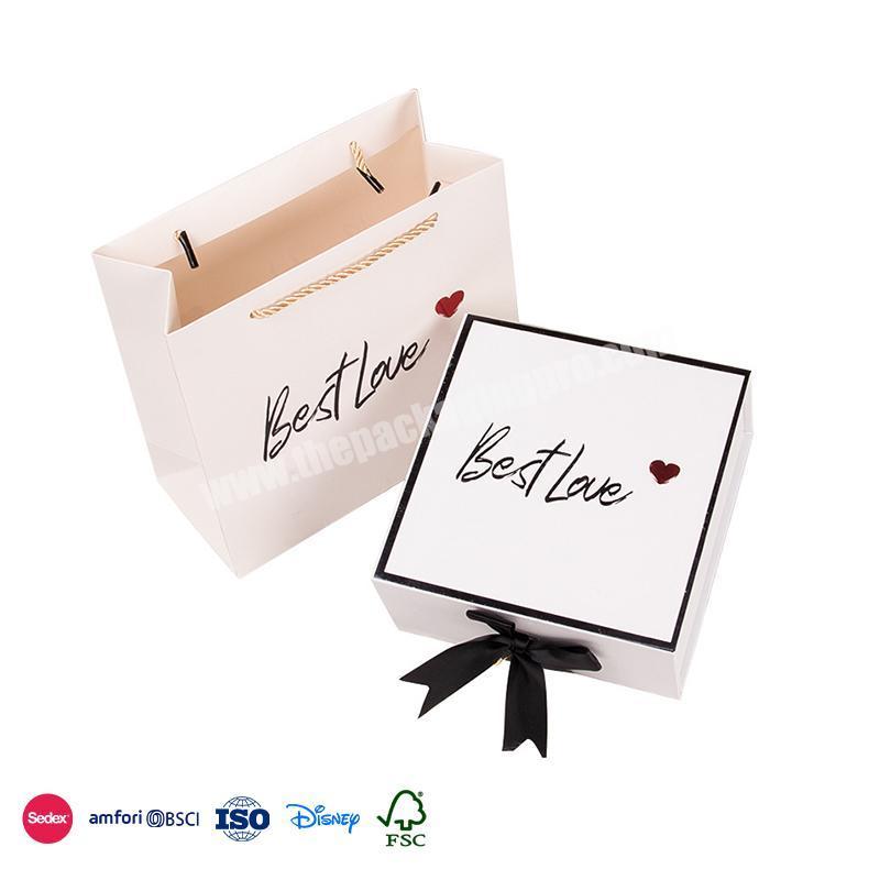 Factory Direct Supply Light Color Lace-Up Simple Blessing Slogan Design with Same Tote Bag wedding box