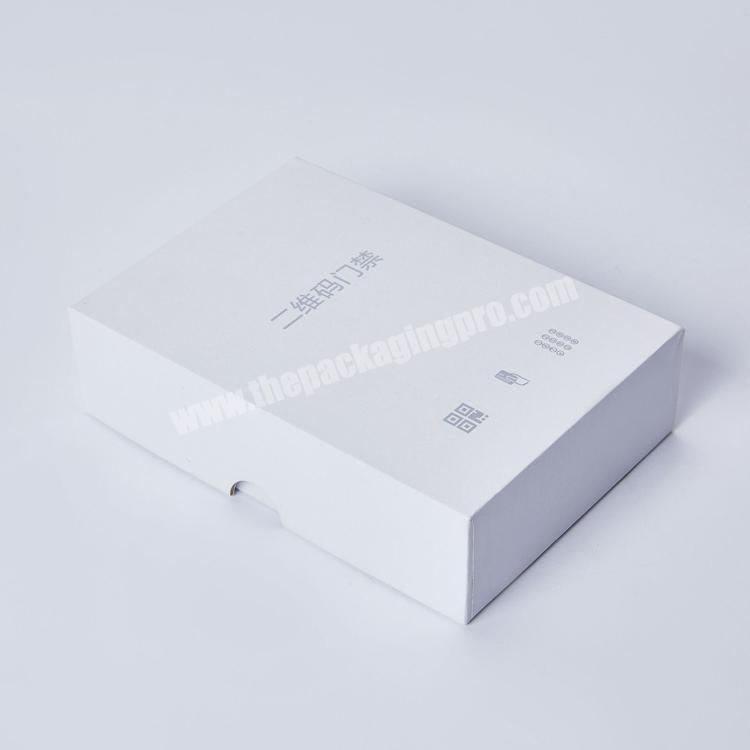 Factory wholesale two piece lid and base paper gift white packaging boxes custom logo