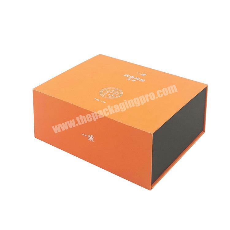 Fancy Custom Luxurious Orange Book Style Magnetic Lid Box Gift Packing UV Logo Book Shaped Cardboard Gift Packaging Paper Box