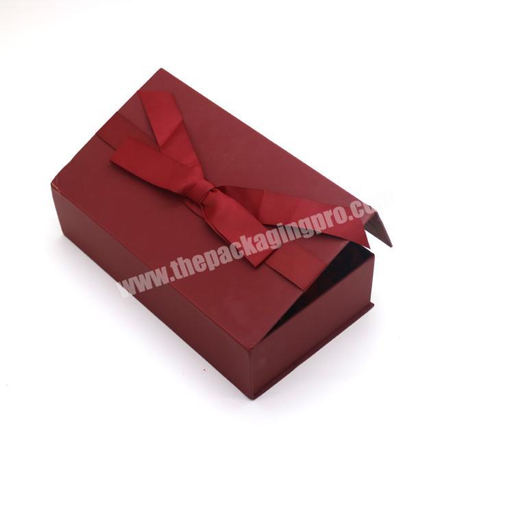 FocusBox custom logo printed rigid cardboard magnetic closure packaging gift box with bow