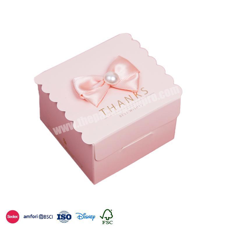 High Quality Cheap Spot goods Pink girly design foldable with flower decoration wedding favor candy box