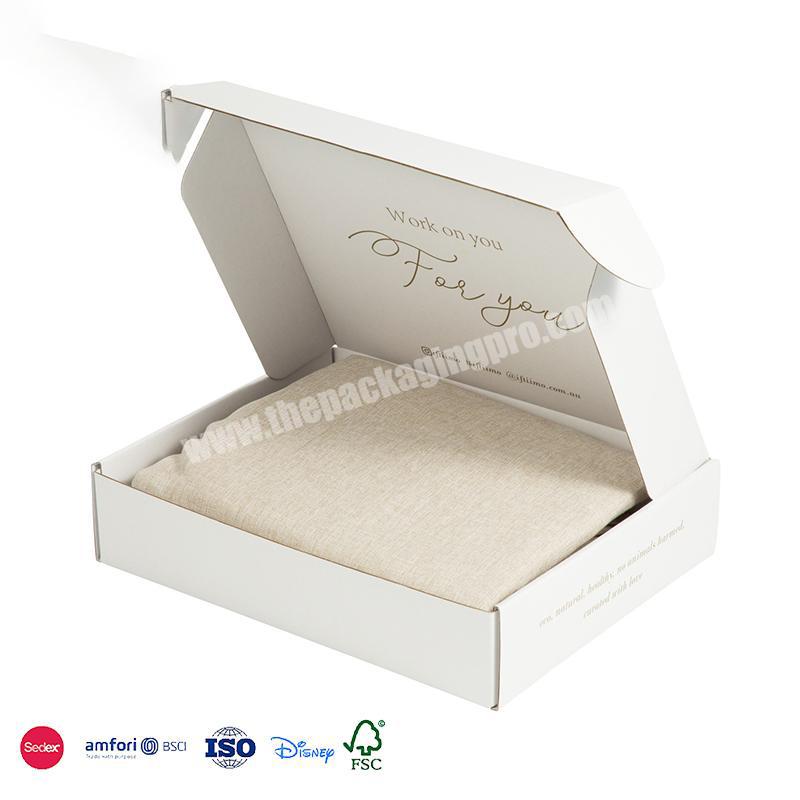 High Quality Custom Clothing Packaging Mailer Box Printing Corrugated Clothing Mailer Packaging Box
