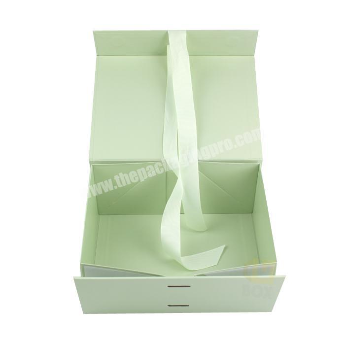 High Quality Custom Luxury Rigid Cardboard Packaging Magnetic Folding Paper Wedding Dress Gift Box with Ribbon fasten