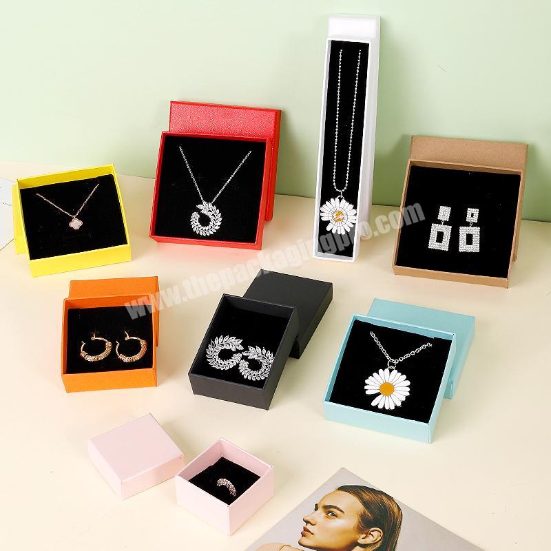 High Quality Jewelry Set Boxes Wholesale Thin Kraft Paper Flip Lid Jewelry Packaging Bracelet Boxes with Logo Custom