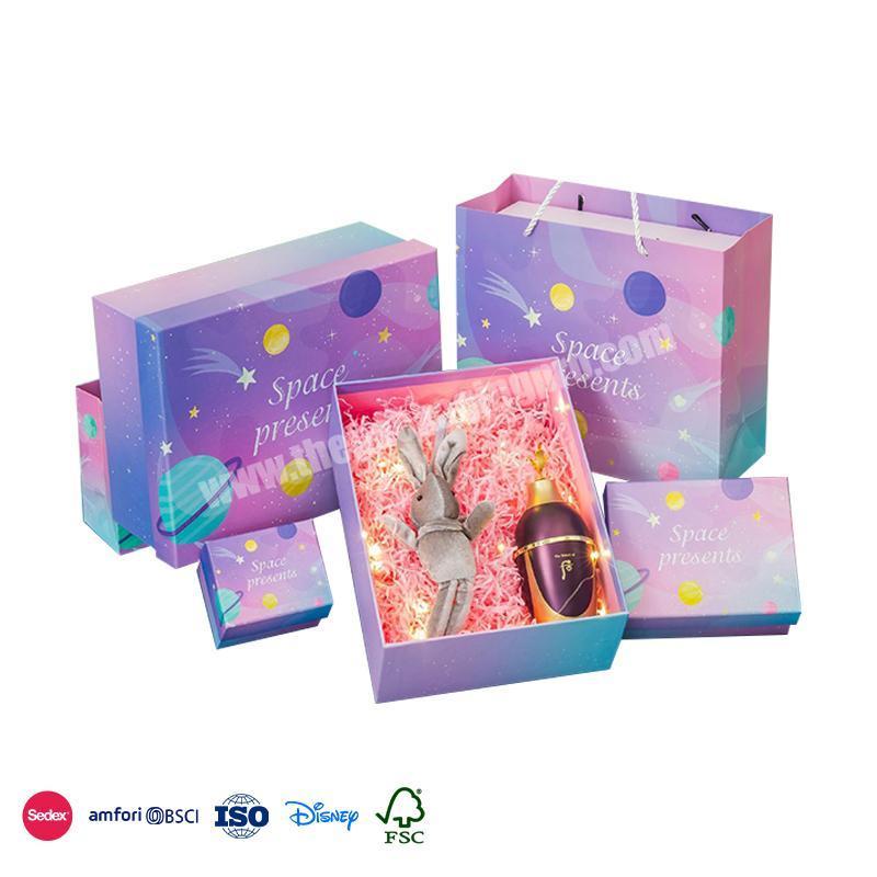 High quality  Factory Direct Pink  geometric lines embellishment good price cosmetic package box