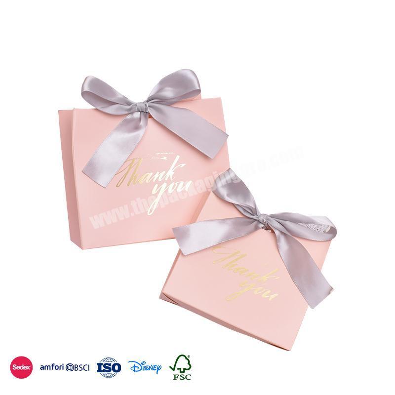 Hot Sale & High Quality Mini Gift Bag Design with Ribbon Decoration wedding favor boxes chocolate candy