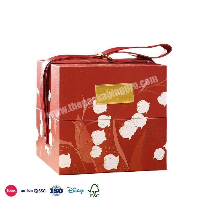 Hot Sale Factory Direct Fresh and elegant flower embellishment with leather strap small wedding box