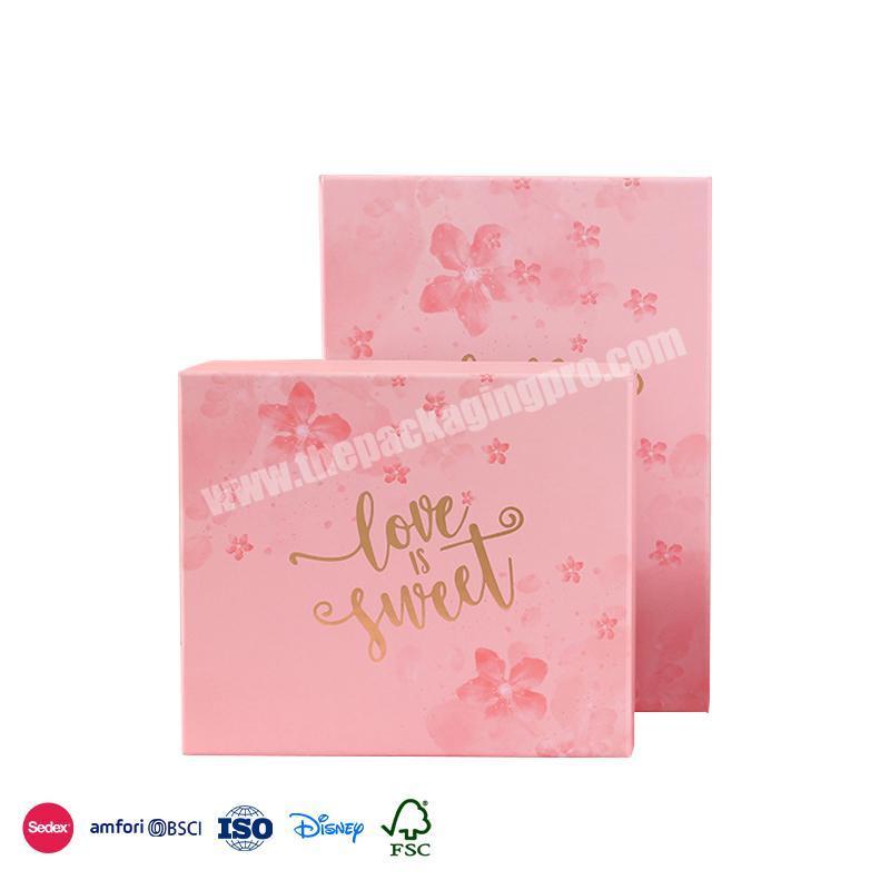 Hot Selling Product Pink romantic cherry blossom design with gold personalized logo box happy birthday