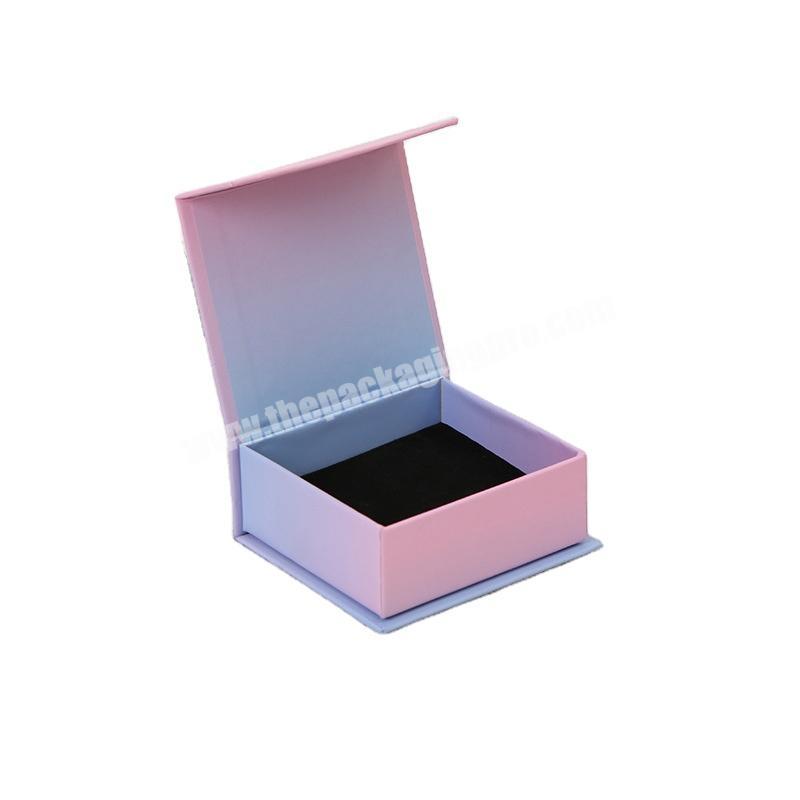 Luxury Custom Logo Jewelry Box Flip Magnetic Closure Jewelry Wholesale