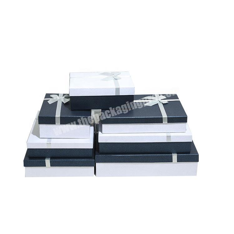 Luxury Rigid box with bag packaging lid and bottom boxes with paper bags PP handles