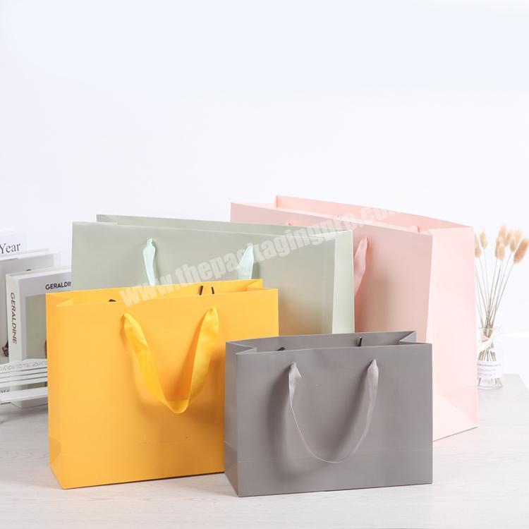 Manufacturer Custom Shopping Gift Paper Bag With Logo Recyclable Colorful Packaging Paper Bags With Handles