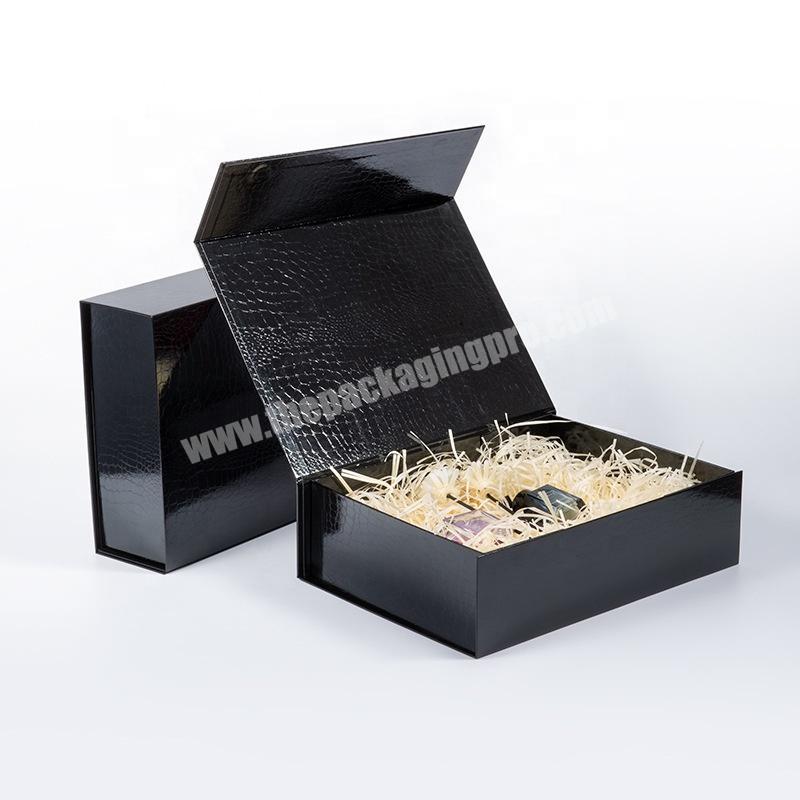 Metallic texture paper folding gift boxes in stock