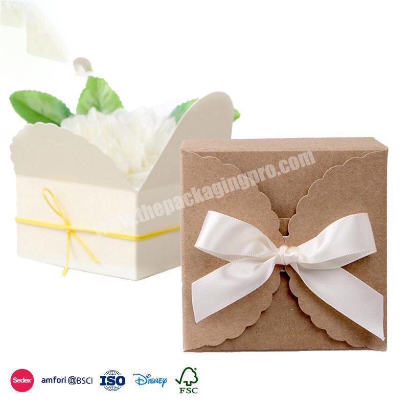 New Design Professional Flip on both sides with ribbon embellishment Waterproof material food color box