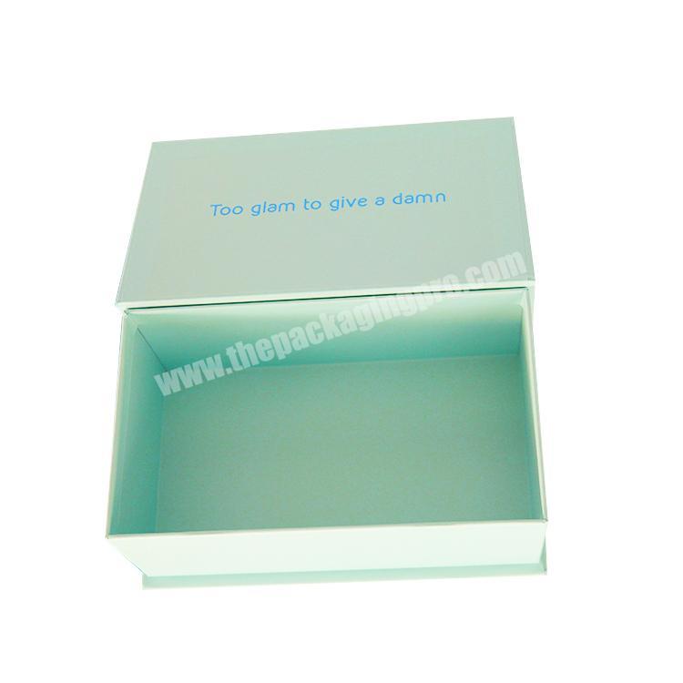 Personalized Custom Matte Rigid Book Shape Magnetic Embossed Gold Foil Cosmetic Packaging Box