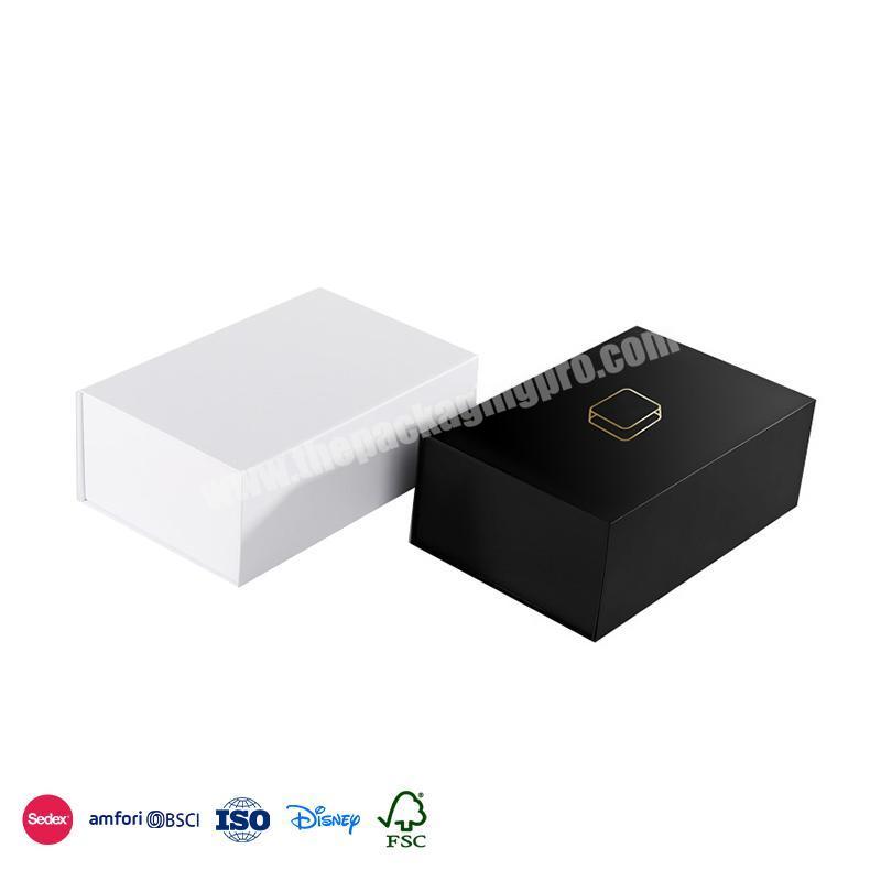 Promotional Price Custom Black minimalist graphic design with white tote bag shoes packaging boxes luxury