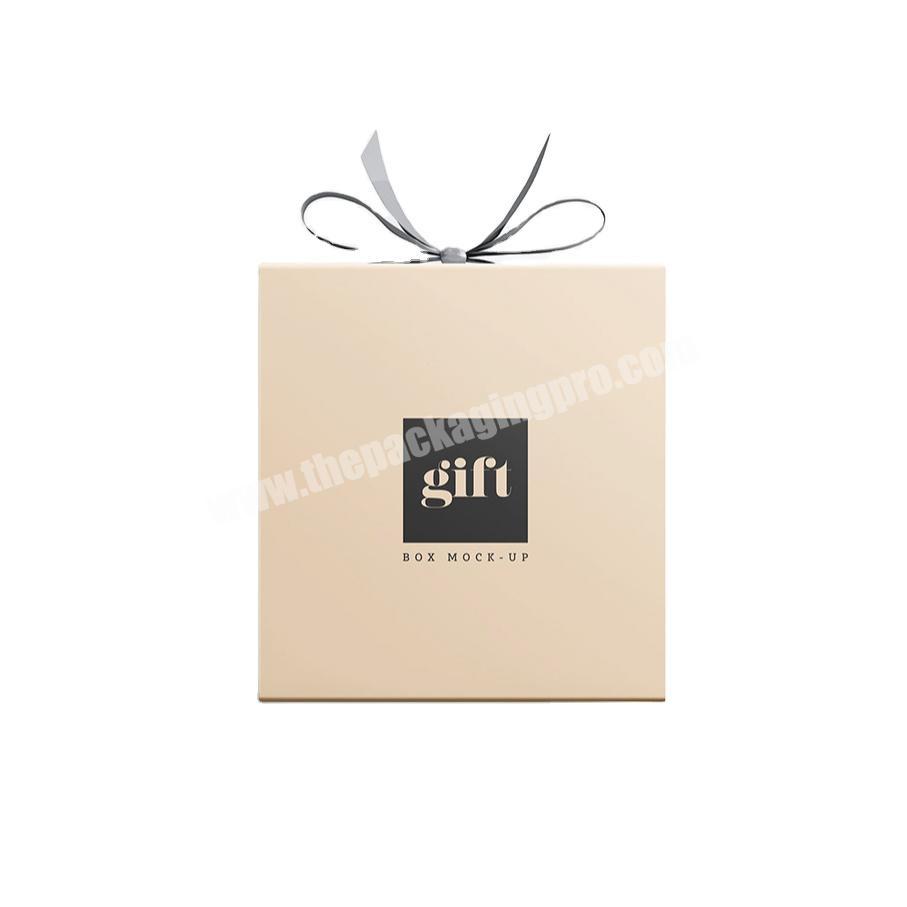 Wholesale Custom Cardboard Paper Girl Cute Mini Packing Gift Box With Ribbon