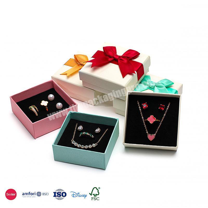 Wholesale Logo Boxes Eco Friendly Gift Packaging Eva Foam Insert Gifts Paper Jewellery Boxes
