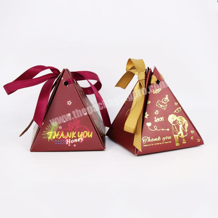 Wholesale cone candy boxes chocolate folding paper box with flower decor for weddings