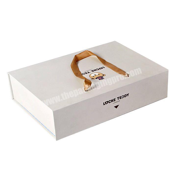 Wholesale custom logo printed  Cardboard Magnetic Gift Boxes baby cloth packaging box with ribbon handle