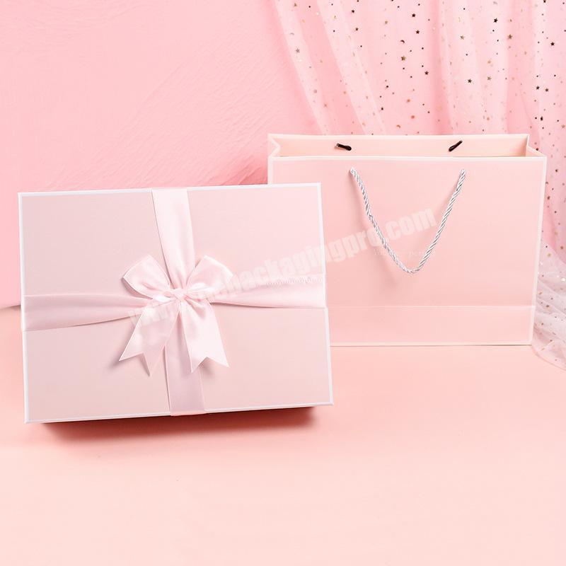 Wholesale customized high-end pink gift box buy gift box the price is favorable hamper gift box